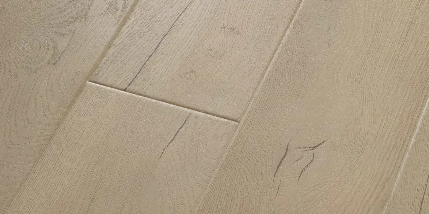 pavimento flottante con lati smussati